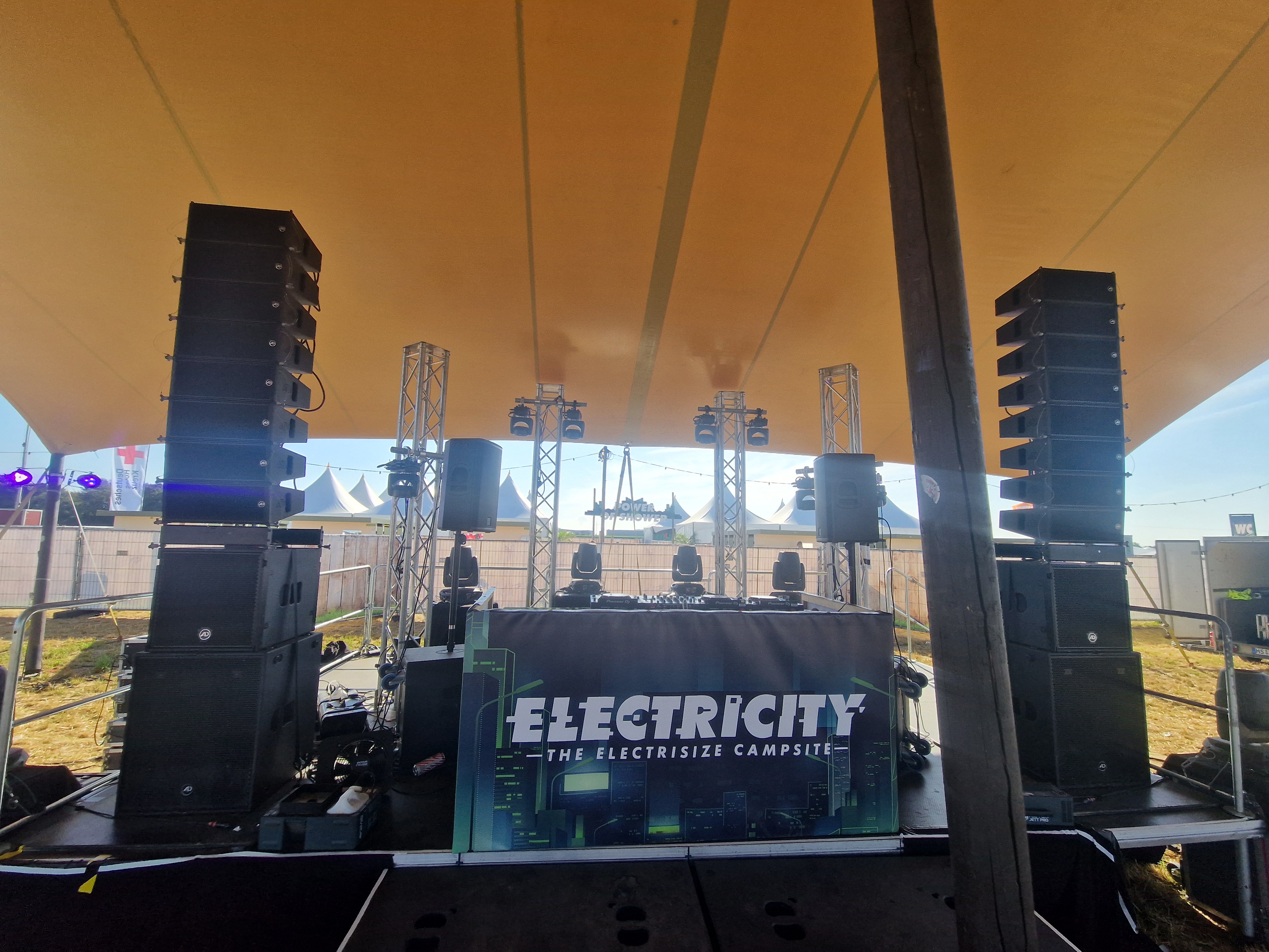 Elektrisize Campsite